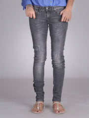Scratch Skinny Jegging By Guess